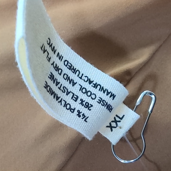 Nu Swim Noodle Floral Print Plus Size Swimsuit in Pink w/Dusty Orange . Size 2XL - Picture 6 of 8